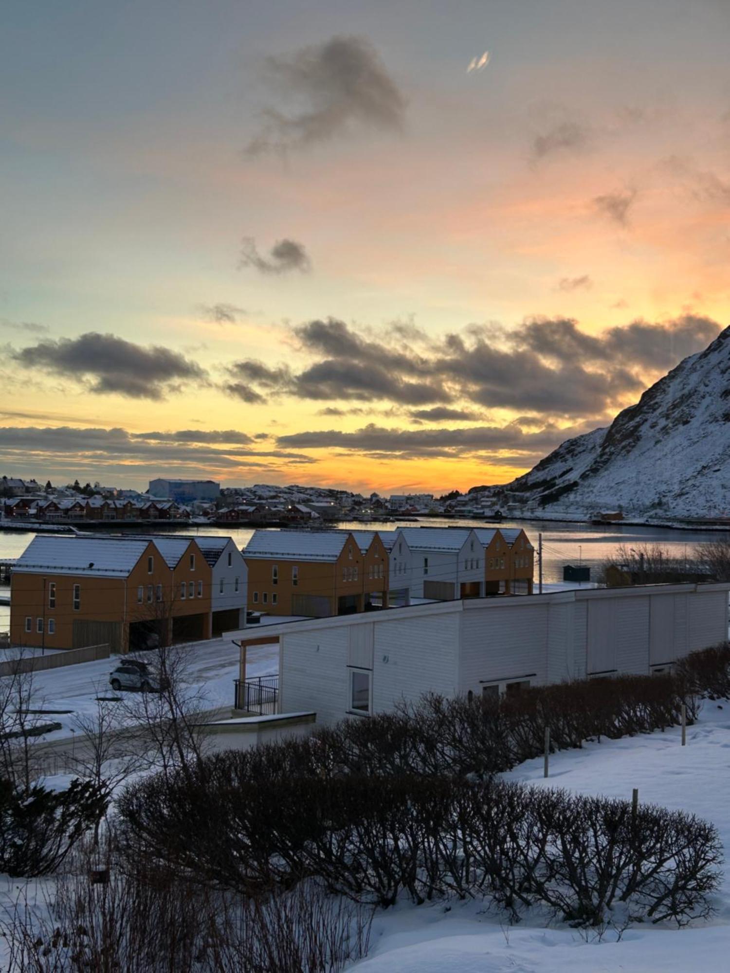 Leilighet Ballstad Exteriör bild